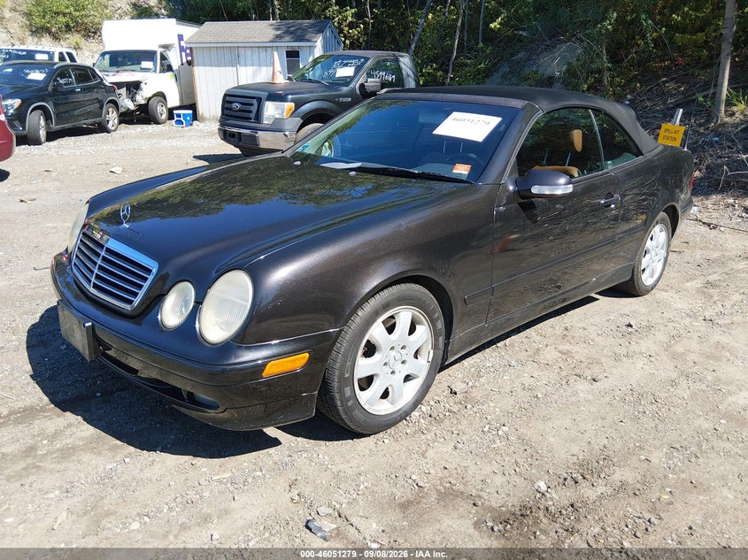 2002 MERCEDES-BENZ CLK 320 auction photo 2