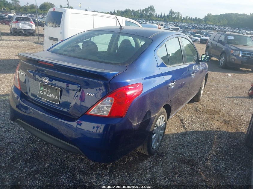 2019 NISSAN VERSA auction photo 4
