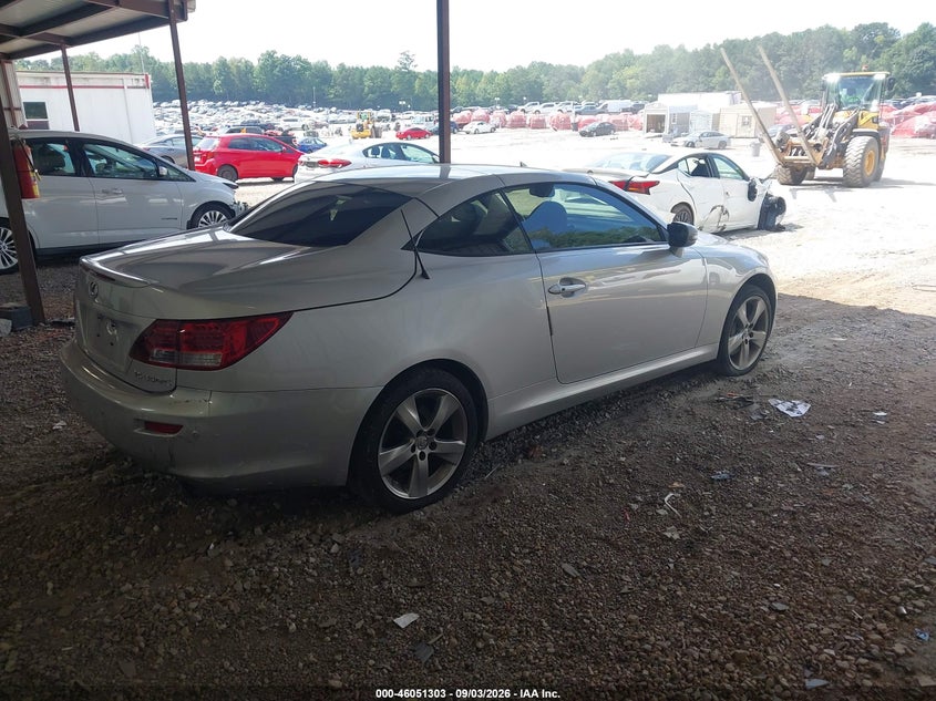 2011 LEXUS IS 350C auction photo 4
