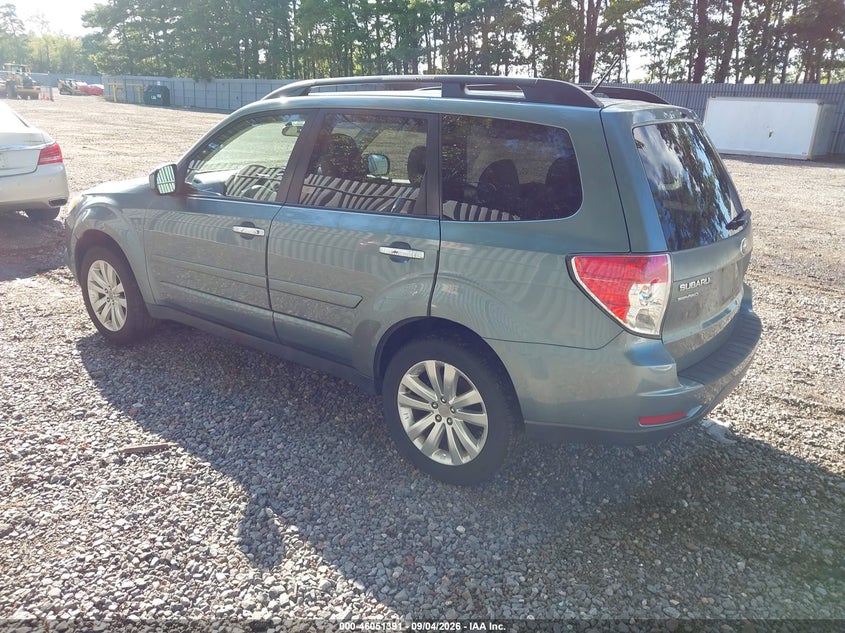 2011 SUBARU FORESTER auction photo 3