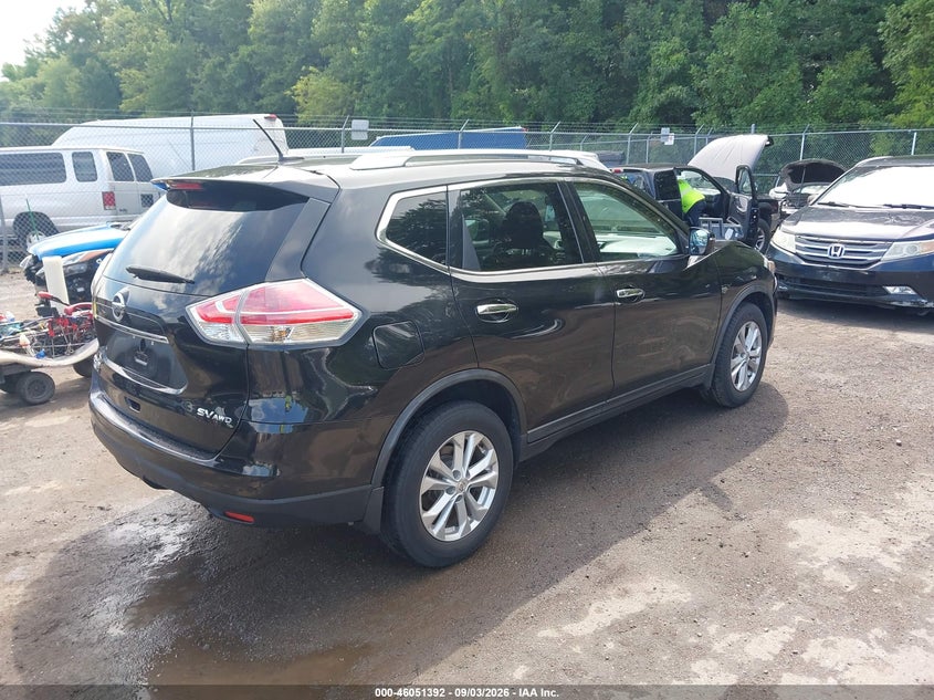 2016 NISSAN ROGUE auction photo 4