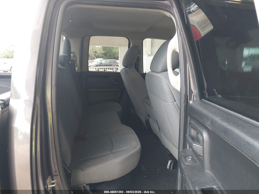2014 RAM 1500 auction photo 8
