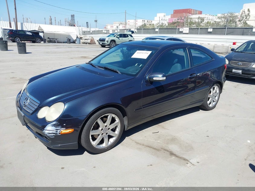 2004 MERCEDES-BENZ C 230 auction photo 2