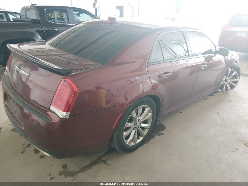 2017 CHRYSLER 300 auction photo 4