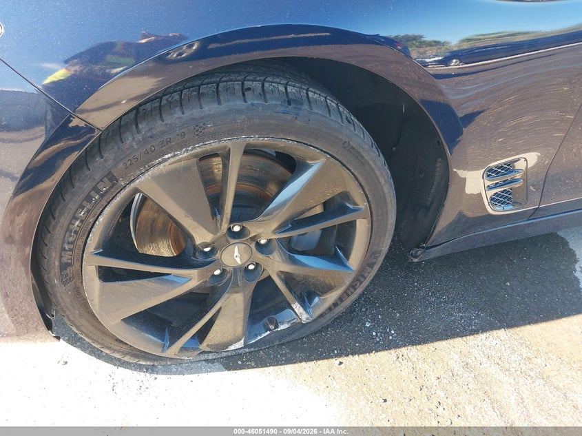 2022 GENESIS G70 3.3T RWD · Фото 17