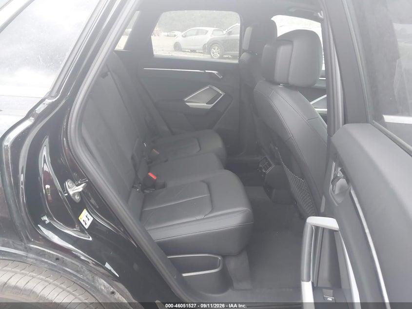 Фото 8 - AUDI Q3