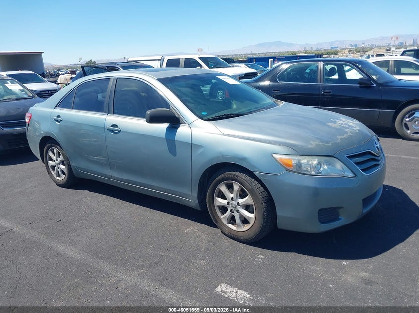 2011 TOYOTA CAMRY auction photo 1