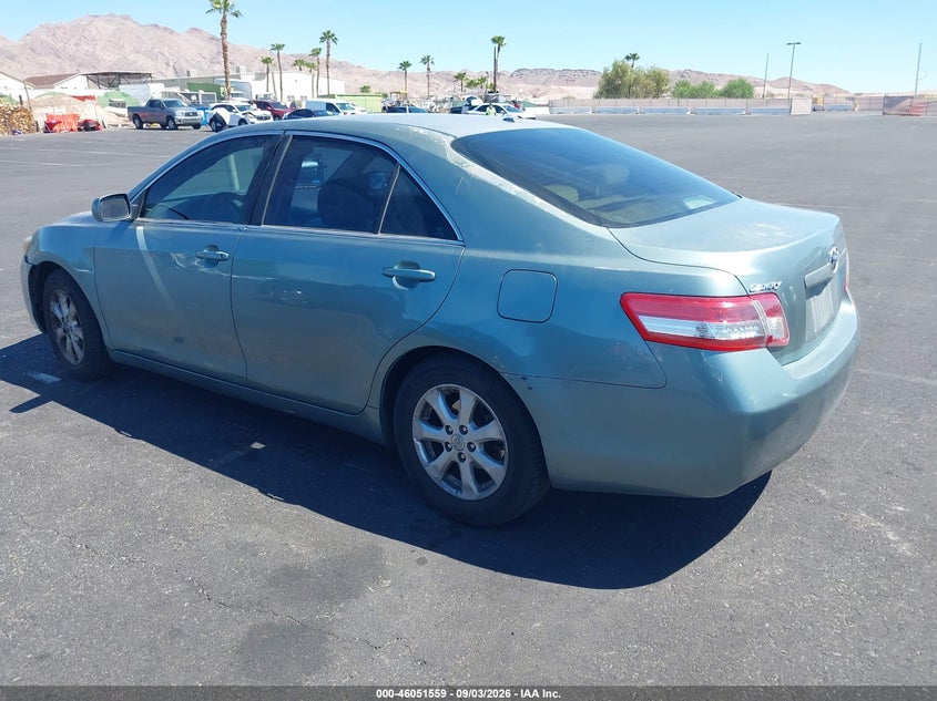 2011 TOYOTA CAMRY auction photo 3