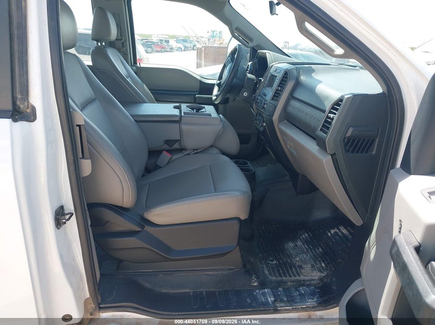 2017 FORD F-250 auction photo 5