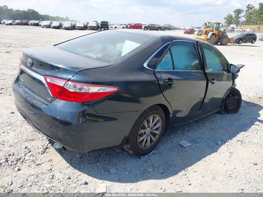 TOYOTA CAMRY - zdjęcie 4