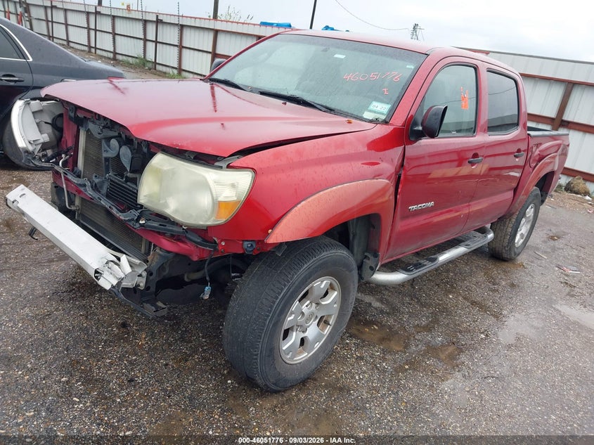 2005 TOYOTA TACOMA auction photo 2