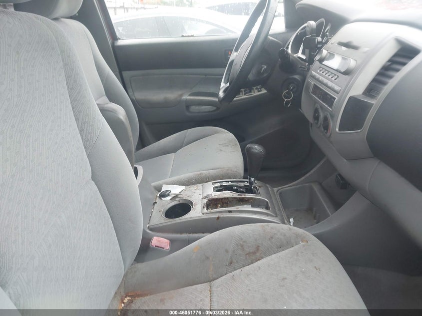 2005 TOYOTA TACOMA auction photo 5