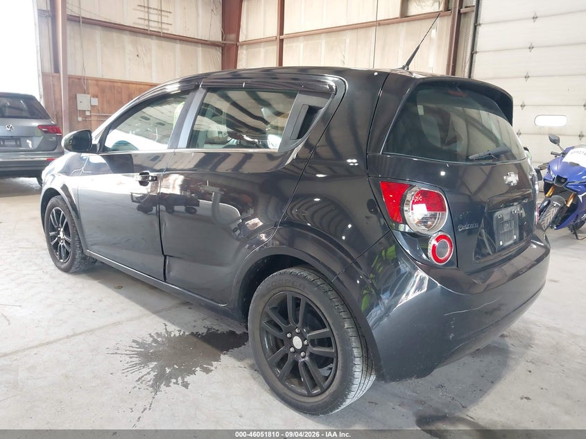2013 CHEVROLET SONIC auction photo 3