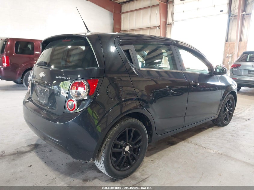 2013 CHEVROLET SONIC auction photo 4