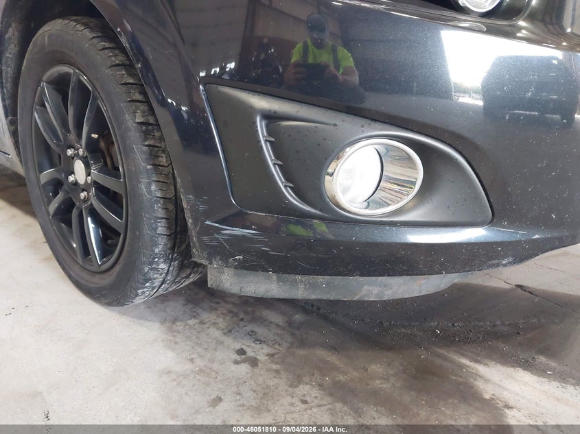 2013 CHEVROLET SONIC auction photo 6