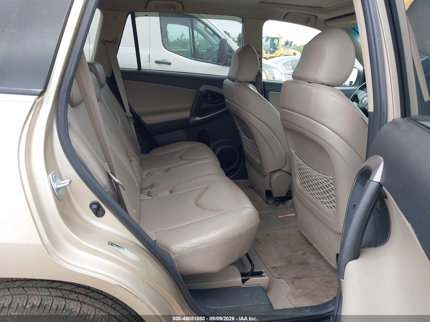 2007 TOYOTA RAV4 auction photo 8