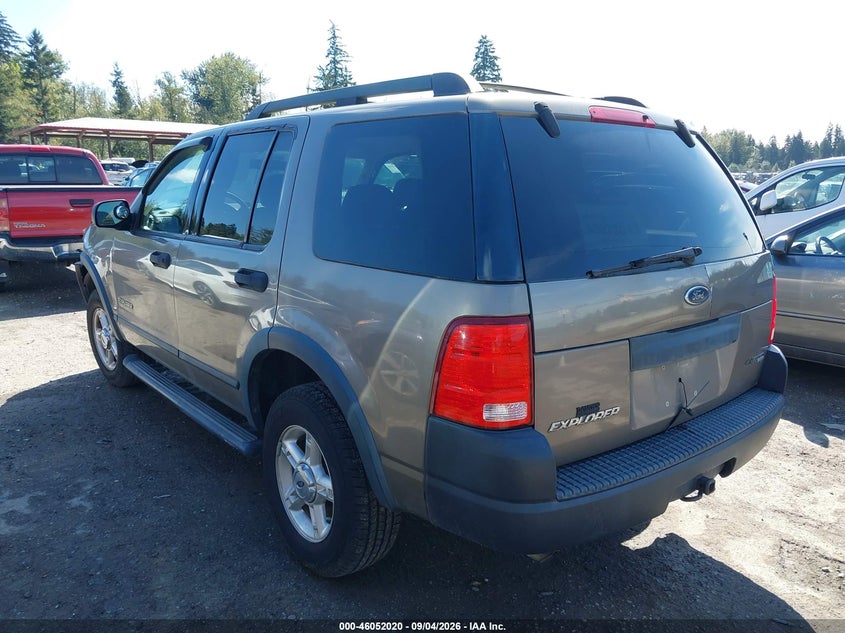 2005 FORD EXPLORER auction photo 3
