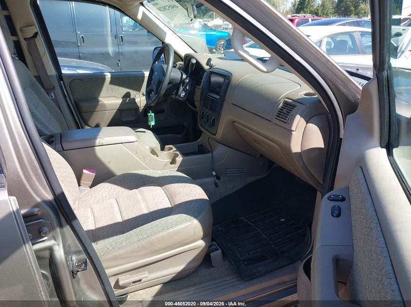 2005 FORD EXPLORER auction photo 5