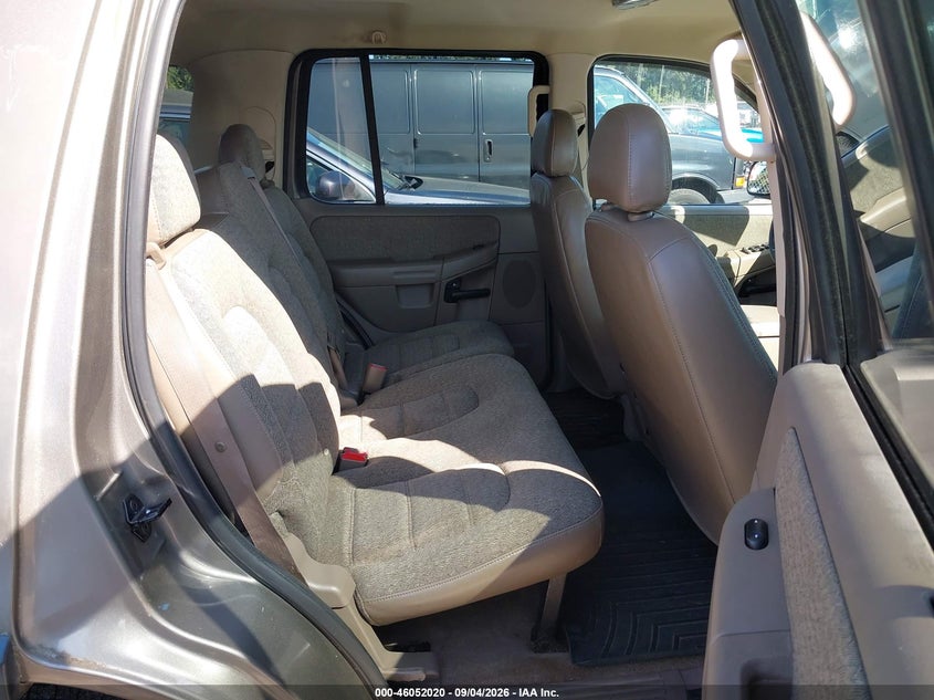 2005 FORD EXPLORER auction photo 8