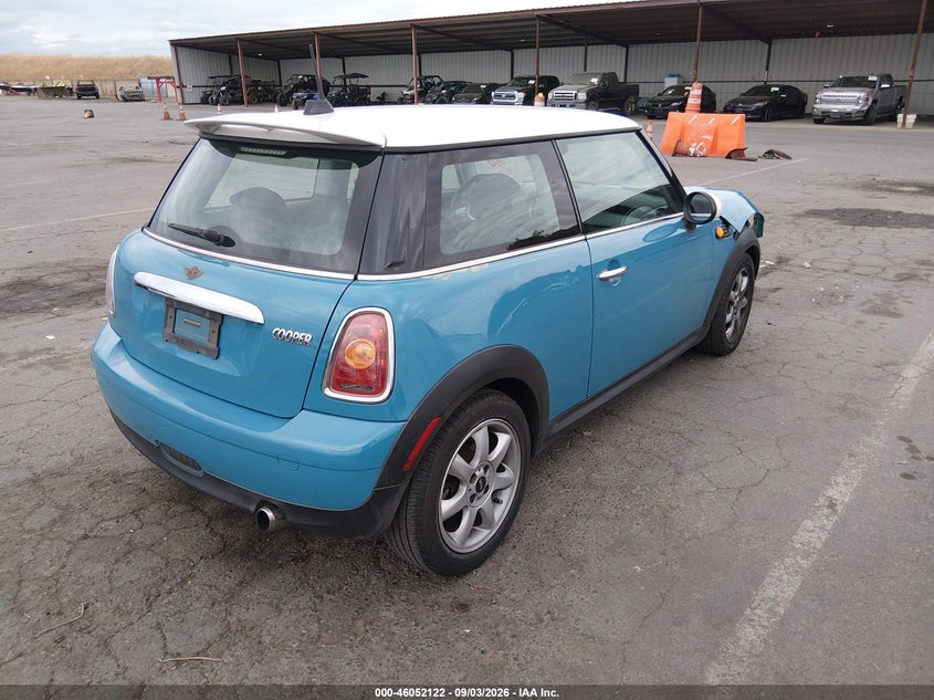 MINI COOPER 2010 VIN WMWMF3C59ATZ61153
