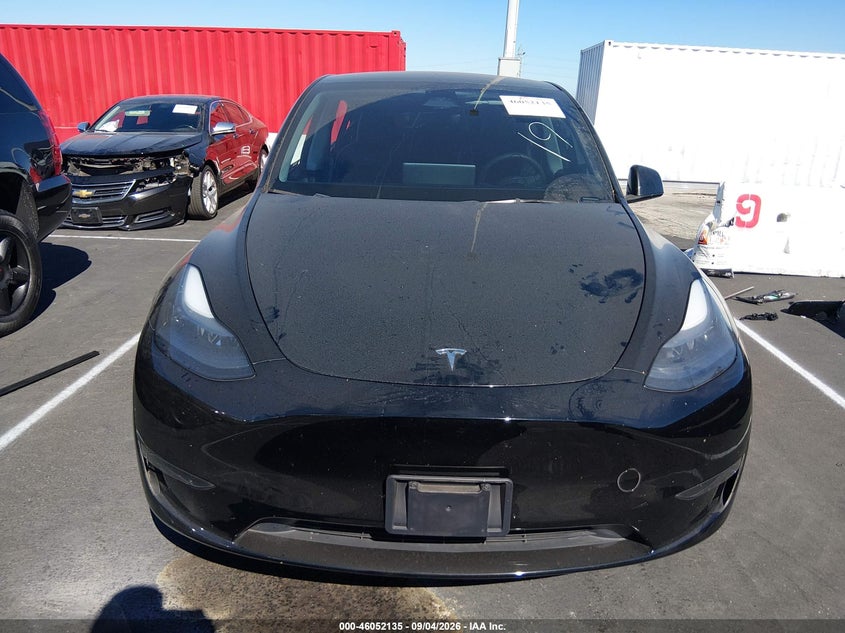TESLA MODEL Y - zdjęcie 13