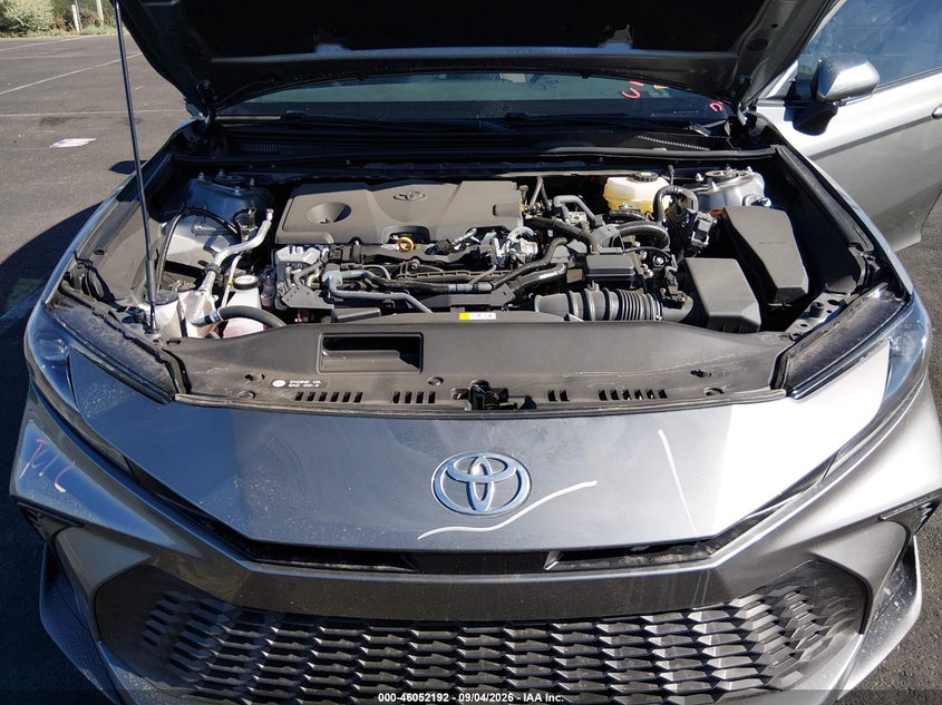 TOYOTA CAMRY - zdjęcie 10