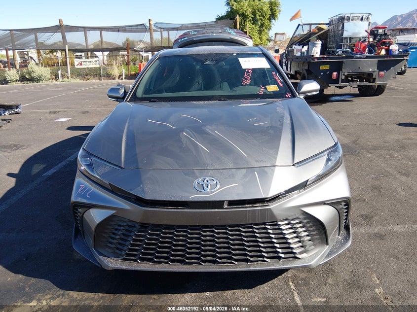 TOYOTA CAMRY - zdjęcie 13