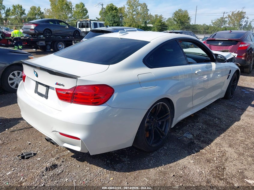 Vin: wbs3r9c52fk329982, lot: 46551754, bmw m4 20154