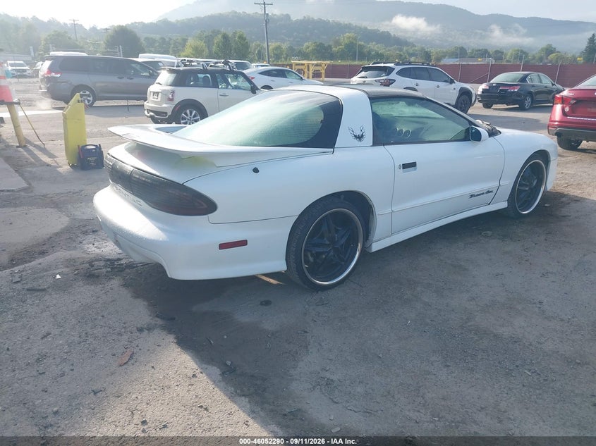 1995 PONTIAC FIREBIRD auction photo 4
