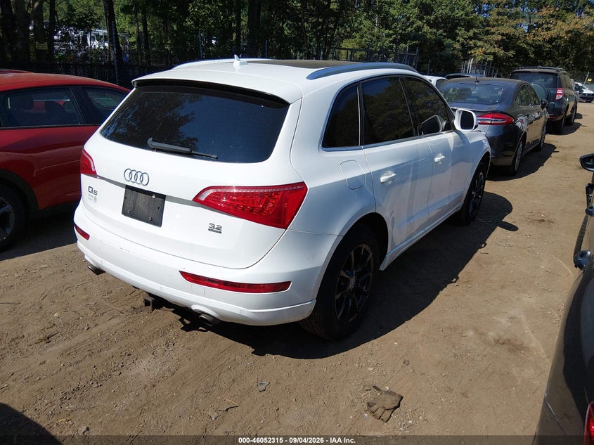 2010 AUDI Q5 auction photo 4