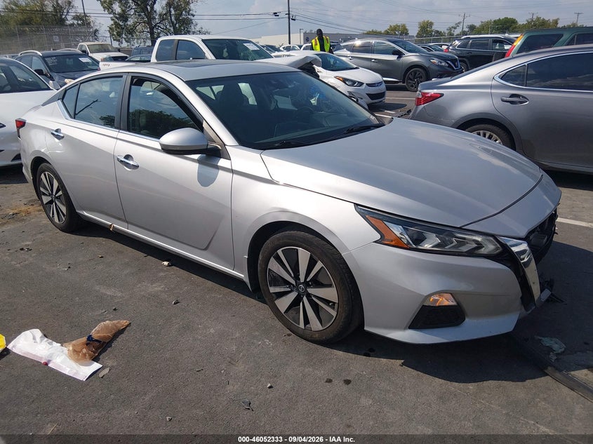 Vin: 1n4bl4dv5nn353704, lot: 46551854, nissan altima sv fwd 20221