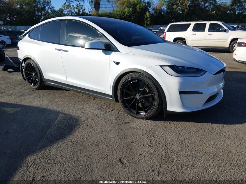 TESLA MODEL X - zdjęcie 1