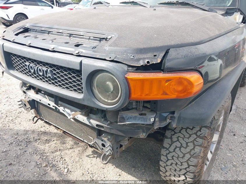 TOYOTA FJ CRUISER 2008 VIN JTEZU11F28K003692