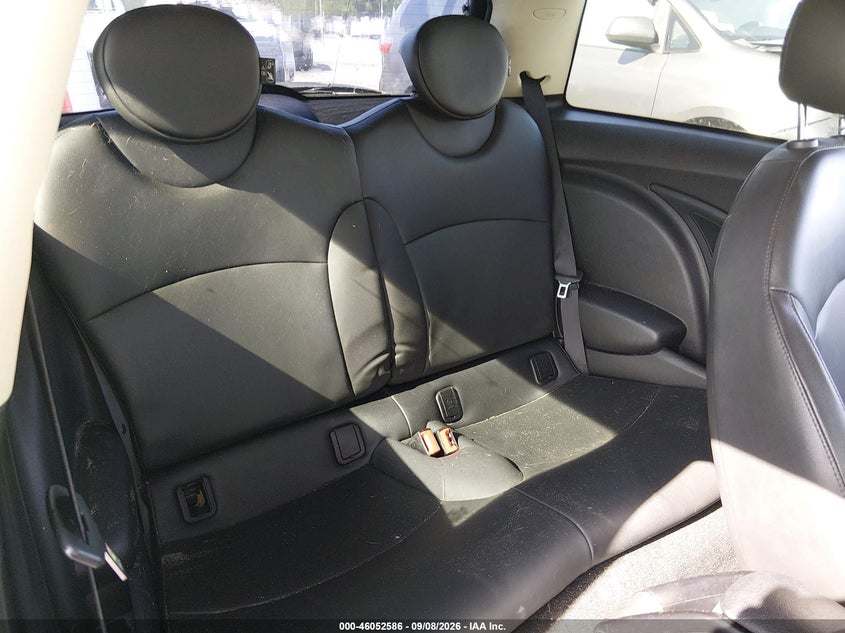 2012 MINI COOPER S auction photo 8
