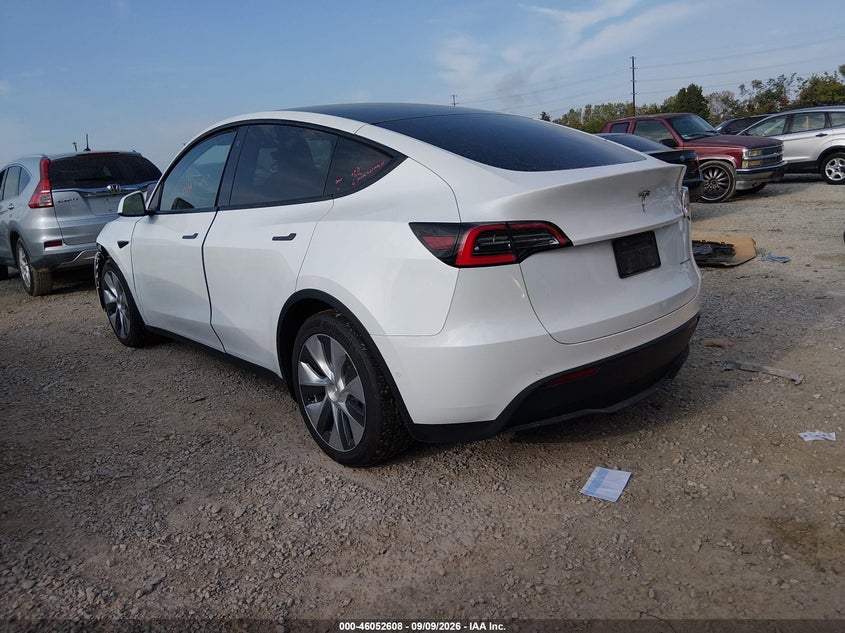 Vin: 5yjygdee7mf074467, lot: 46552129, tesla model y long range dual motor all-wheel drive 20213