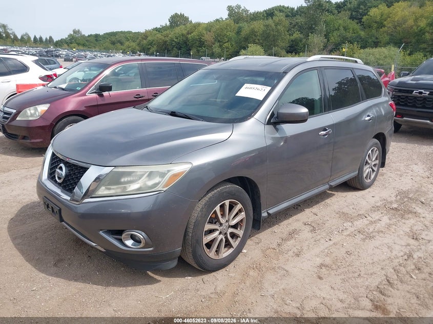2015 NISSAN PATHFINDER auction photo 2