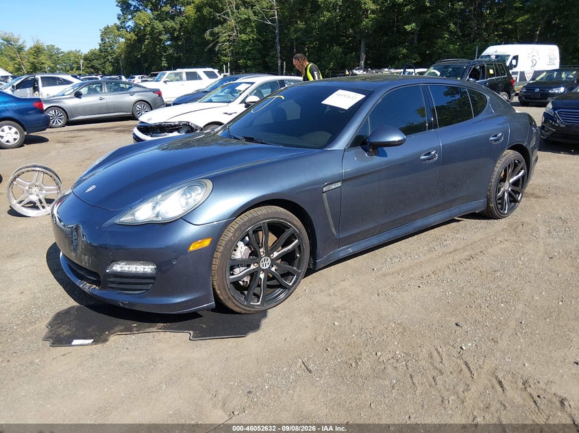 2011 PORSCHE PANAMERA auction photo 2