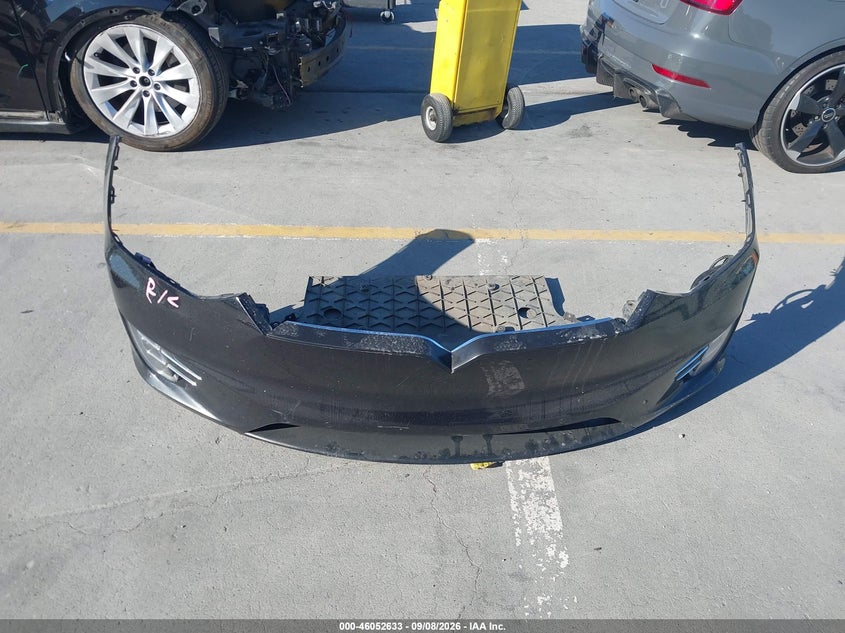 TESLA MODEL X 2016 VIN 5YJXCAE23GF013164