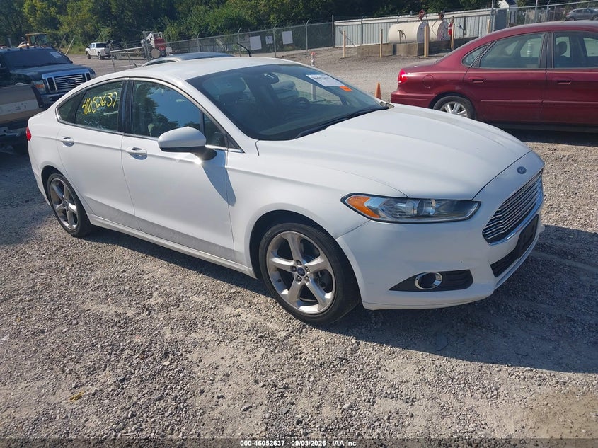 2016 FORD FUSION auction photo 1