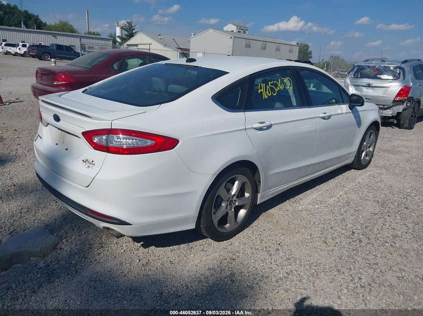 2016 FORD FUSION auction photo 4