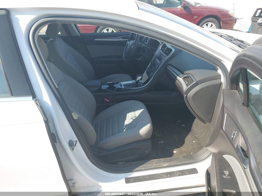 2016 FORD FUSION auction photo 5