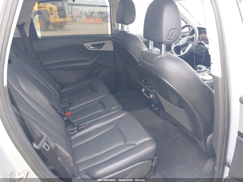 AUDI Q7 - zdjęcie 8