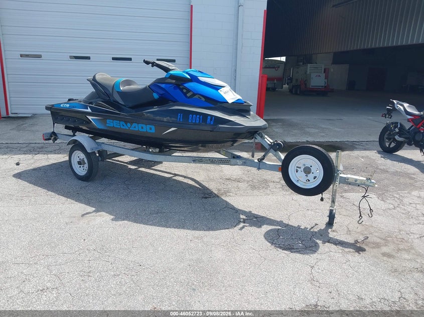 2017 SEADOO GTR 230 auction photo 1