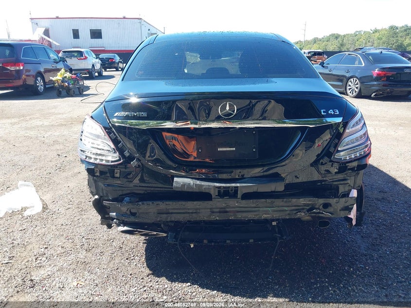 MERCEDES-BENZ AMG C 43 - zdjęcie 16