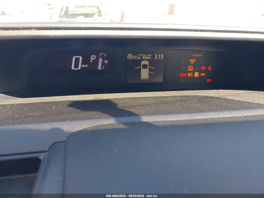 2016 TOYOTA PRIUS C auction photo 7