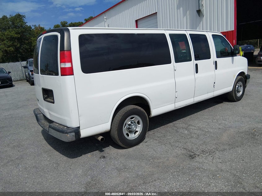 2017 CHEVROLET EXPRESS 3500 auction photo 4