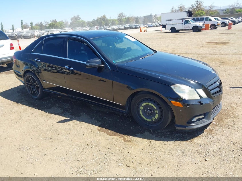 2010 MERCEDES-BENZ E 350 — zdjęcie z aukcji