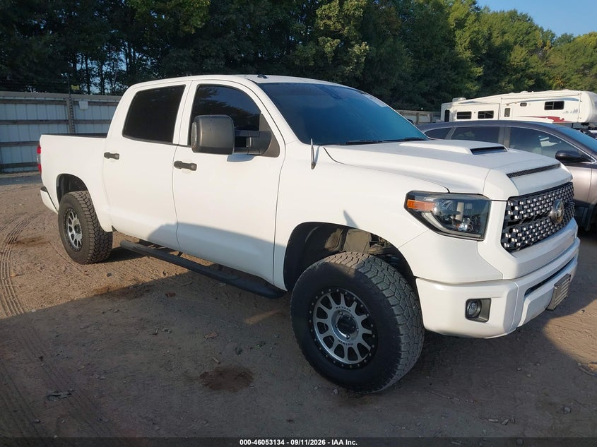 TOYOTA TUNDRA - zdjęcie 1