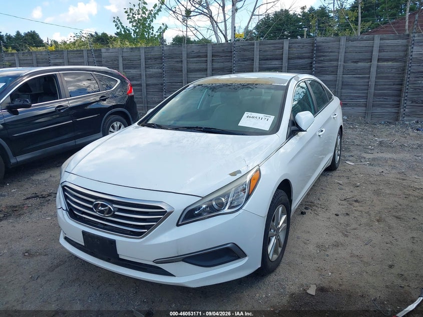 2016 HYUNDAI SONATA auction photo 2