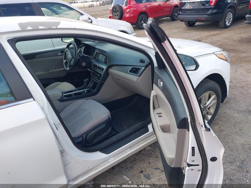 2016 HYUNDAI SONATA auction photo 5